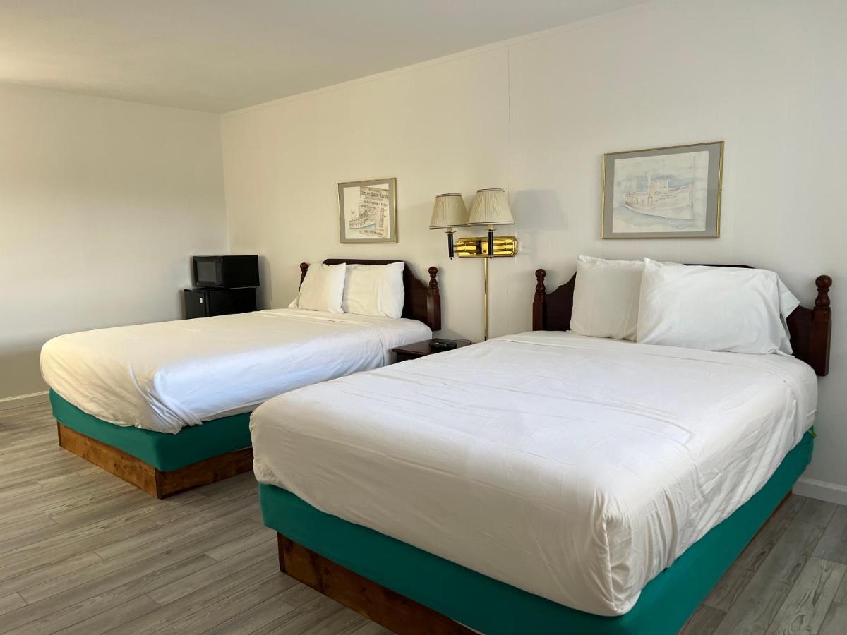 Voyager Inn St. Ignace Zewnętrze zdjęcie