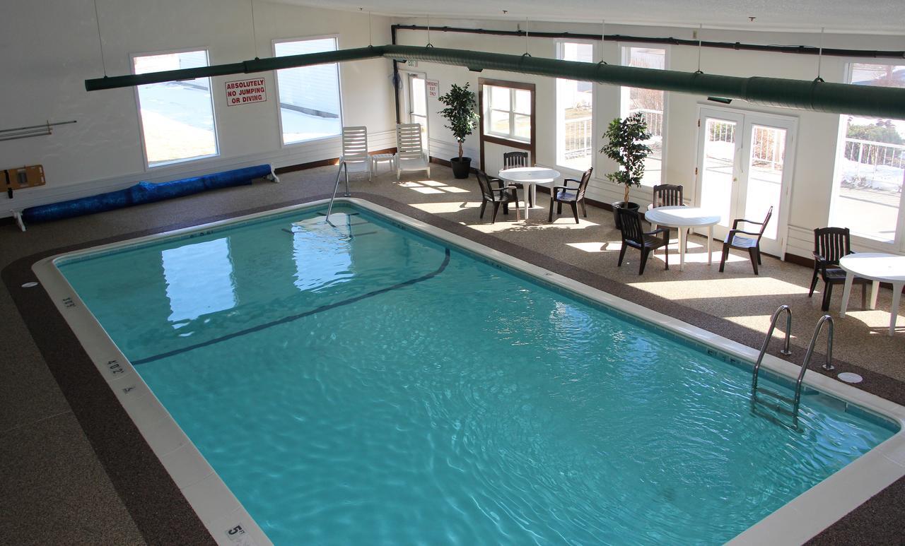 Voyager Inn St. Ignace Zewnętrze zdjęcie